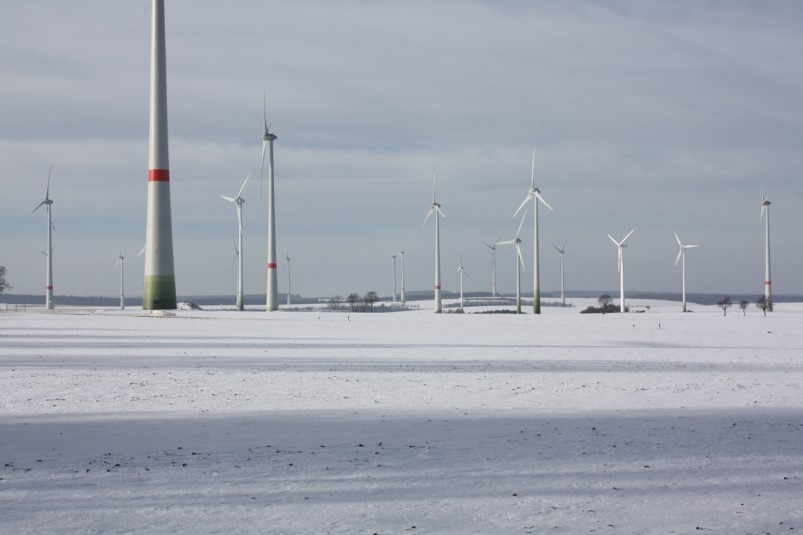 Windpark im Winter
